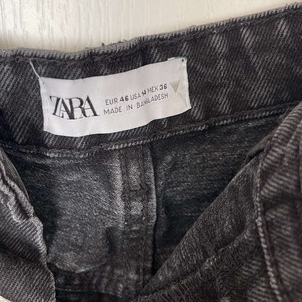 Zara black denim high-rise frayed shorts 4365/205 - Picture 7 of 7